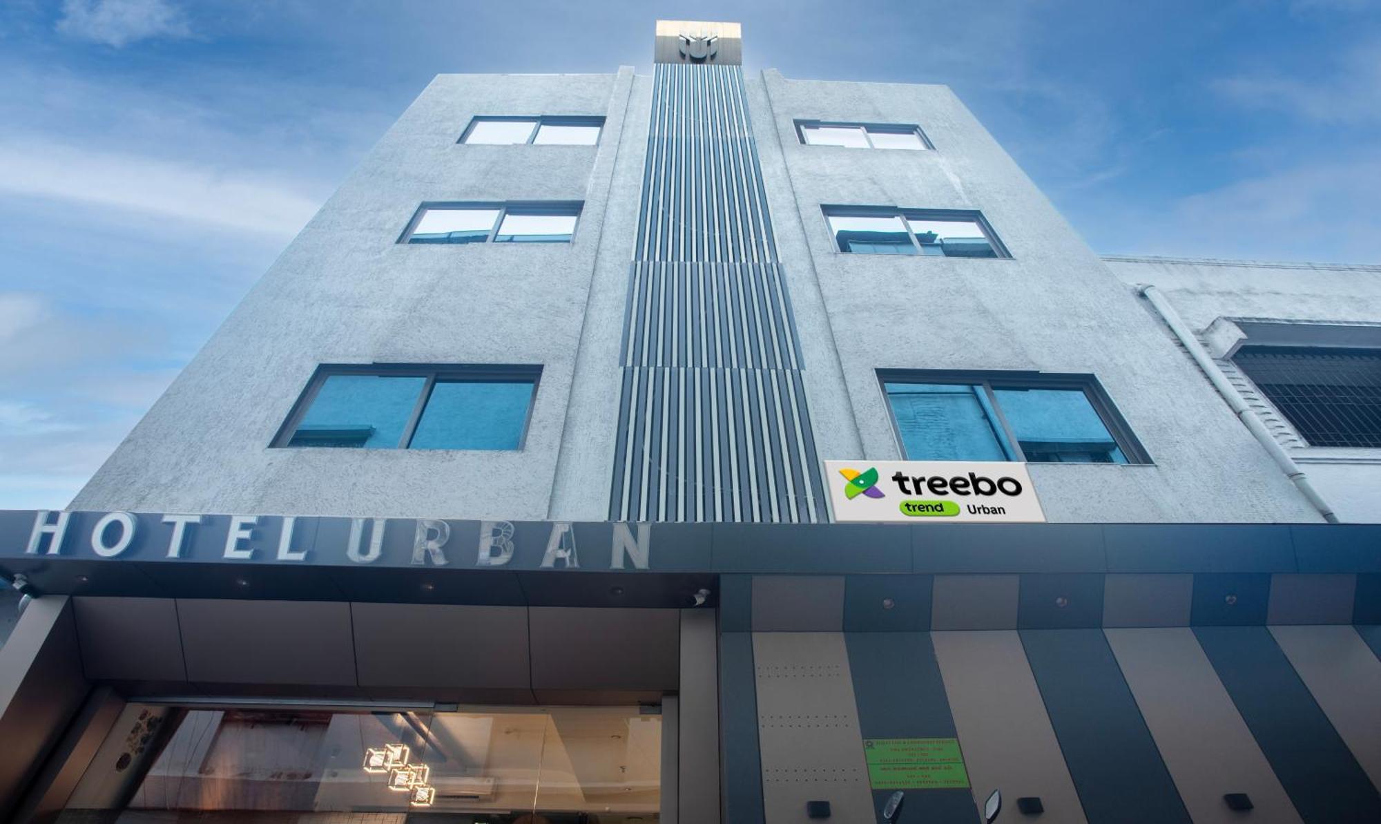 Treebo Urban, 1 Km From Railway Station Ξενοδοχείο Σουράτ Εξωτερικό φωτογραφία